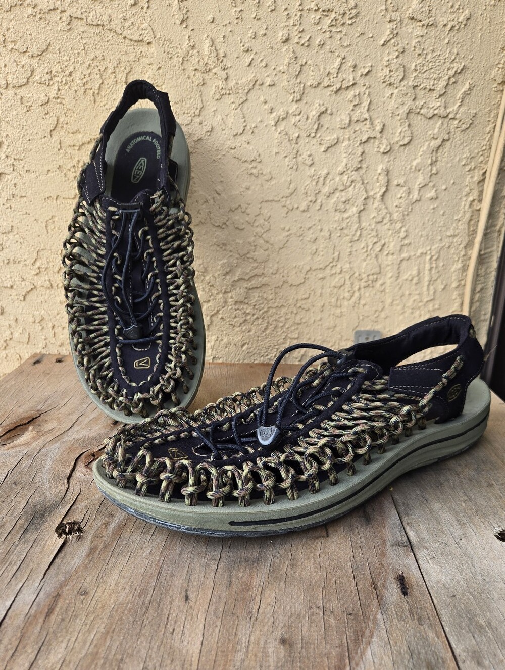 KEEN Uneek Sneaker Water Shoe Sandal Size 12 Camo Olive Green Black